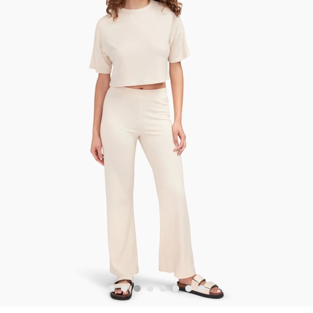 Naadam Ribbed Lightweight Wide-leg Cashmere blend pant in Linen